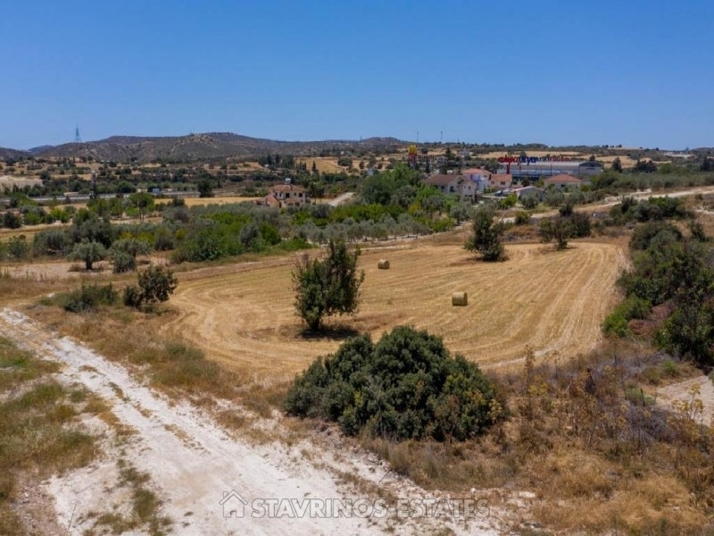 (For Sale) Land Residential || Larnaka/Skarinou - 5.621 Sq.m, 150.000€ 