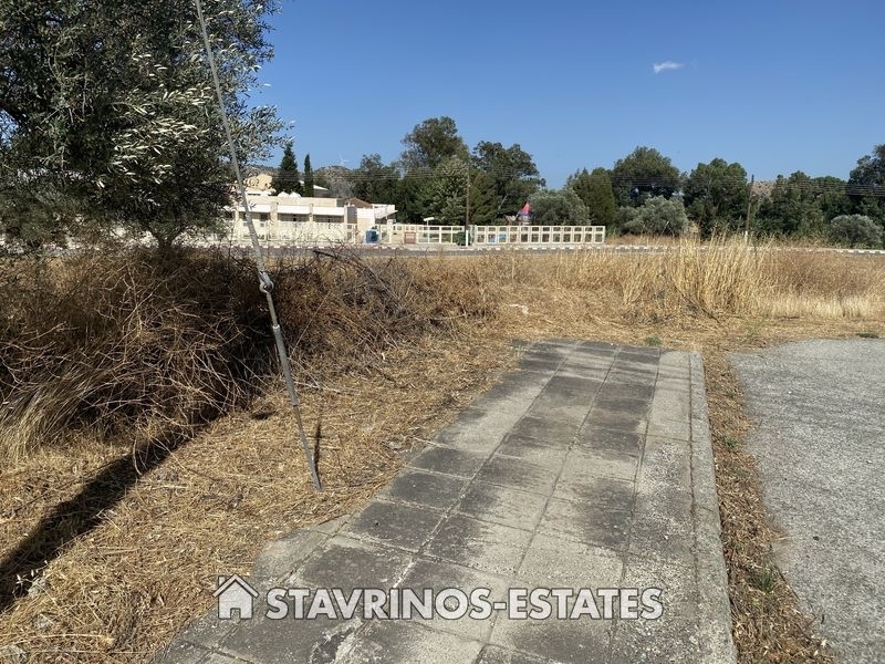 (用于出售) 建设用地 地块 || Larnaca/Pyrga - 692 平方米, 105.000€ 