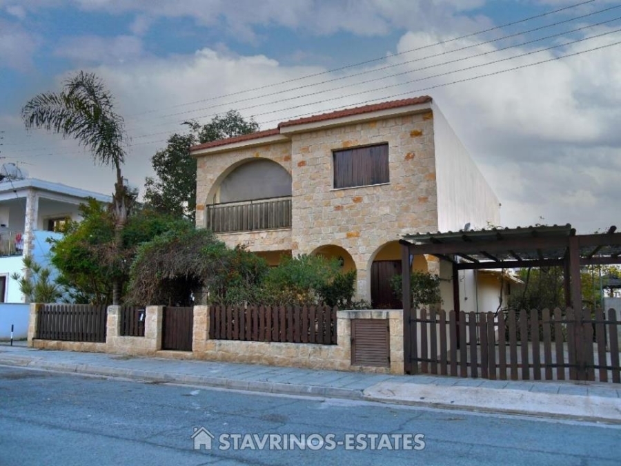 (For Sale) Residential Detached house || Larnaca/Oroklini (Voroklini)  - 229 Sq.m, 5 Bedrooms, 380.000€ 