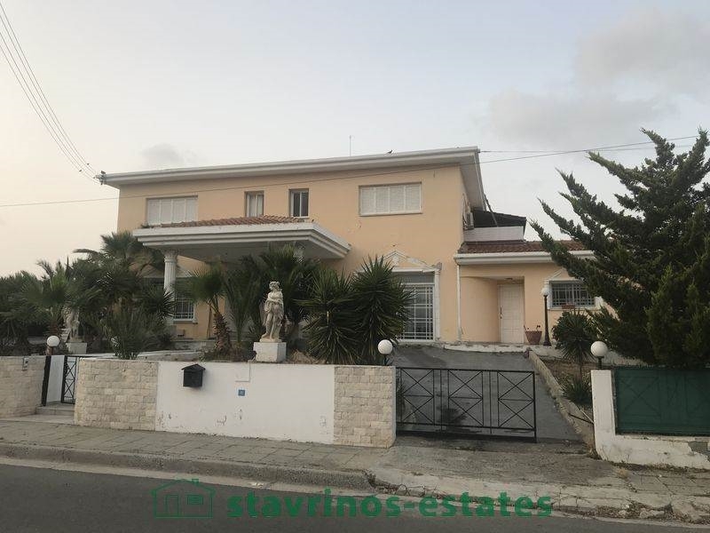 (For Sale) Residential Villa || Nicosia/Strovolos - 740 Sq.m, 7 Bedrooms, 800.000€ 