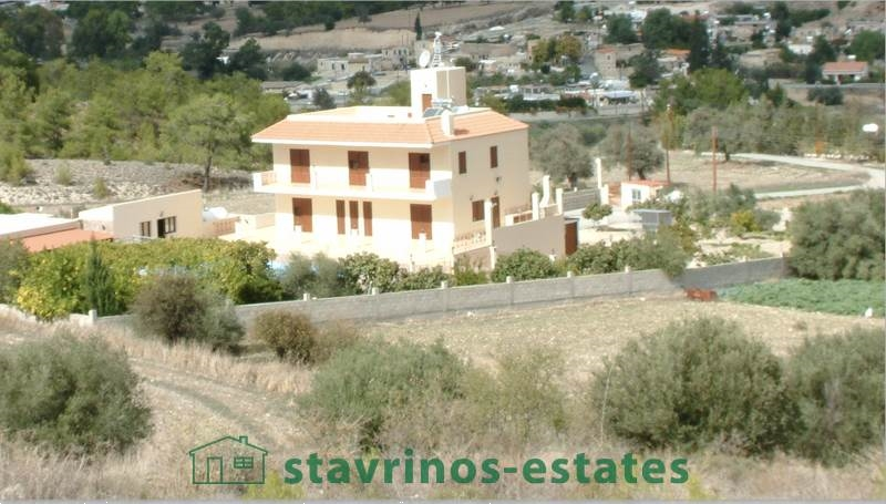 (For Sale) Residential Villa || Larnaka/Agia Anna - 430 Sq.m, 8 Bedrooms 