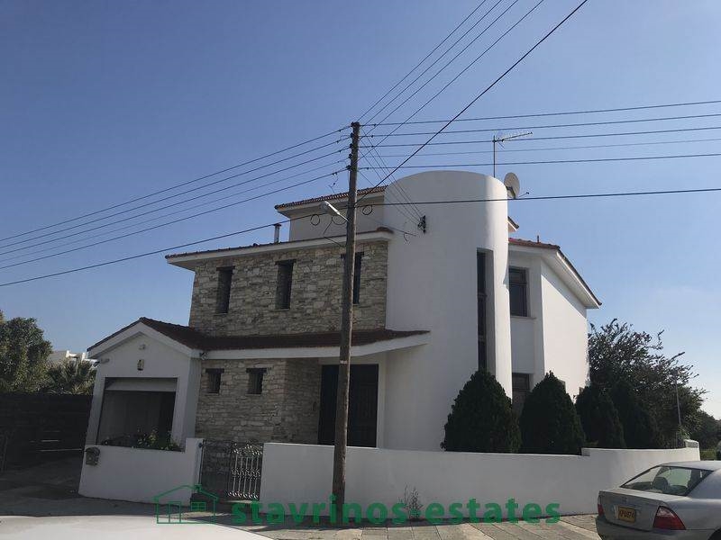 (For Sale) Residential Detached house || Larnaka/Larnaka city centre - 275 Sq.m, 3 Bedrooms, 450.000€ 