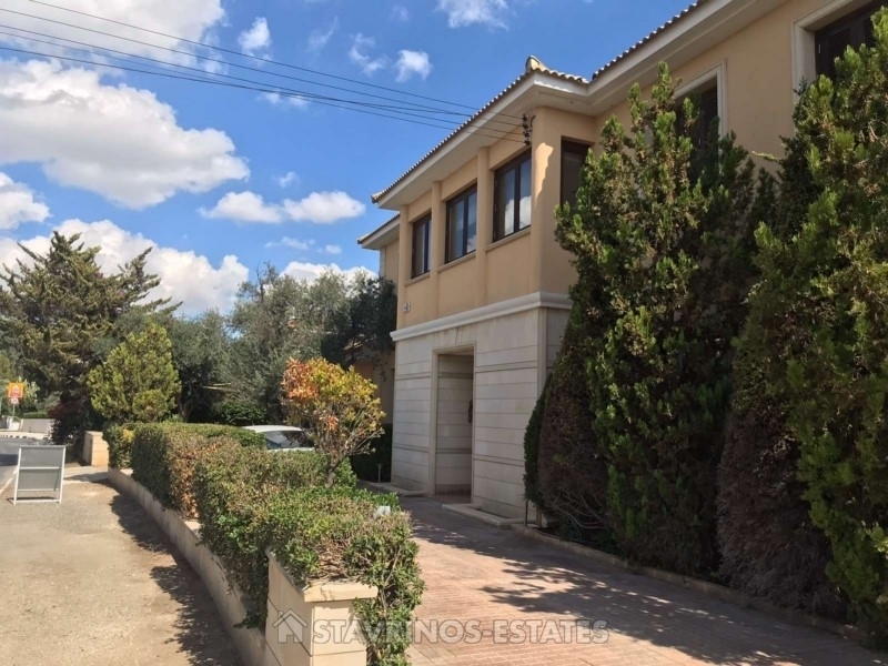 (For Rent) Residential Detached house || Nicosia/Strovolos - 470 Sq.m, 4 Bedrooms, 4.000€ 