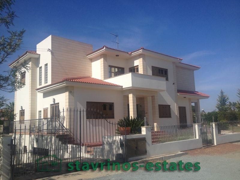 (For Sale) Residential Detached house || Nicosia/Nisou - 595 Sq.m, 5 Bedrooms, 960.000€ 