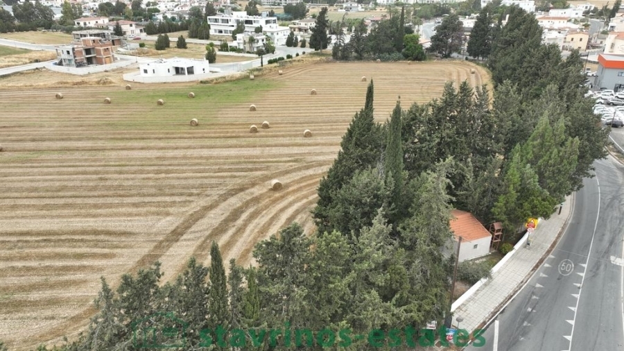 (Προς Πώληση) Αξιοποιήσιμη Γη Κτήμα || Λάρνακα/Μενεού - 36.999 τ.μ, 2.955.000€ 