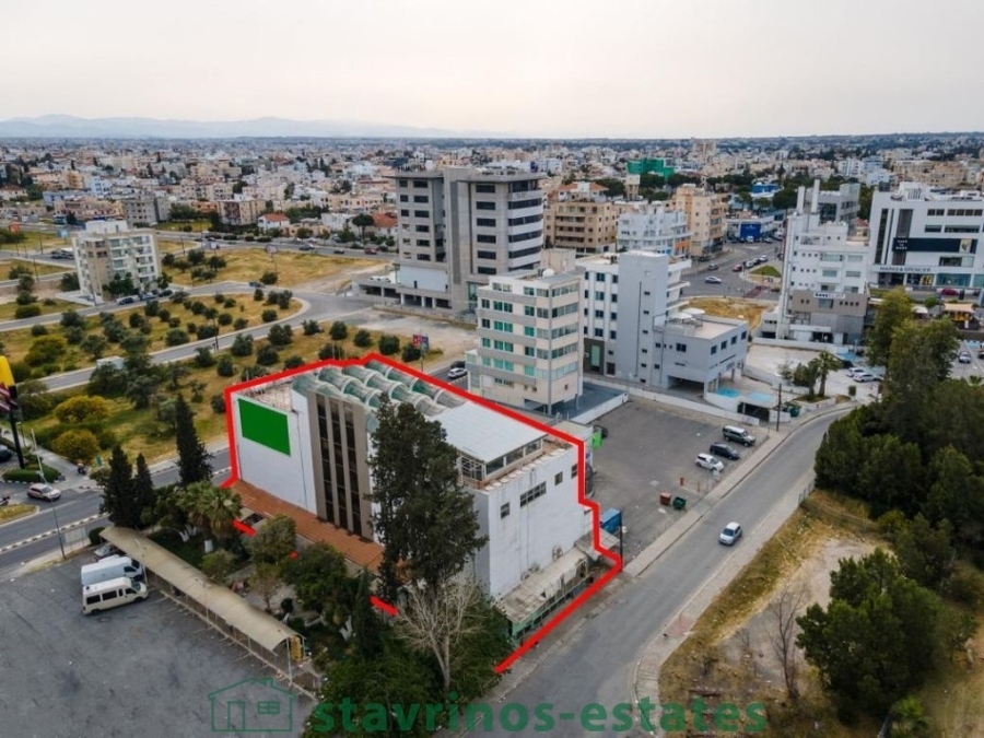 (Продажа) Коммерческие площади Здание || Никосия/Строволос - 2.028 кв.м, 1.700.000€ 