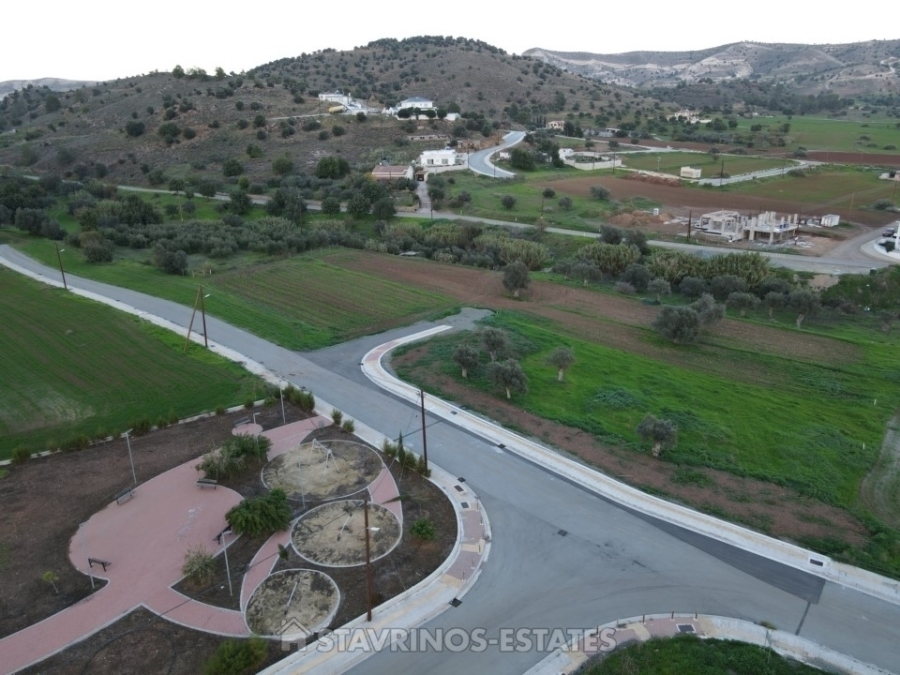 (用于出售) 建设用地 地块 || Larnaka/Psevdas - 669 平方米, 70.200€ 