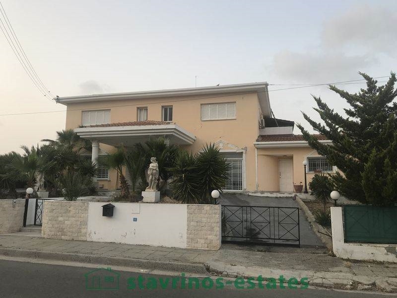 (用于出租) 住宅 花园别墅 || Nicosia/Strovolos - 740 平方米, 7 卧室, 3.000€ 