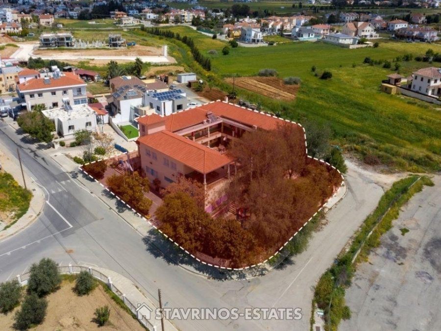 (For Sale) Residential Building || Nicosia/Lakatameia - 650 Sq.m, 750.000€ 