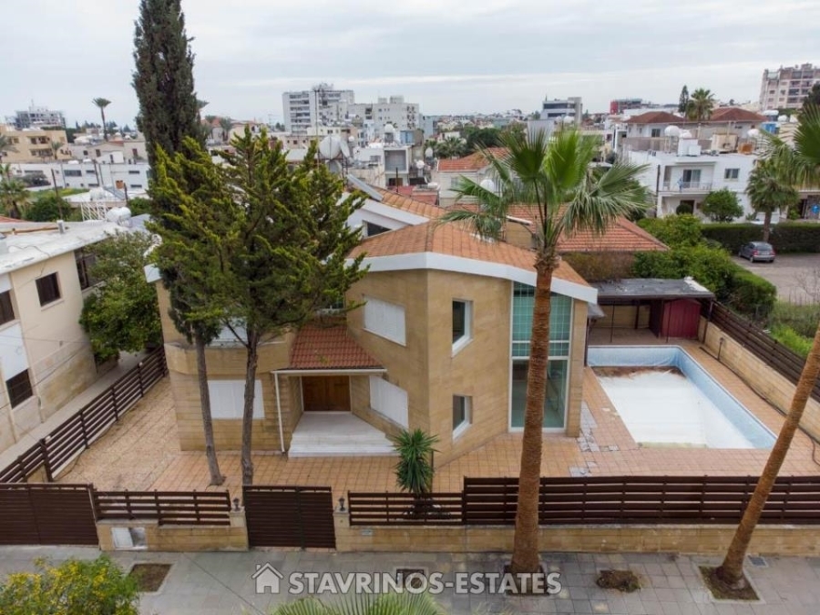 (For Sale) Residential Detached house || Nicosia/Nicosia - 300 Sq.m, 3 Bedrooms, 420.000€ 