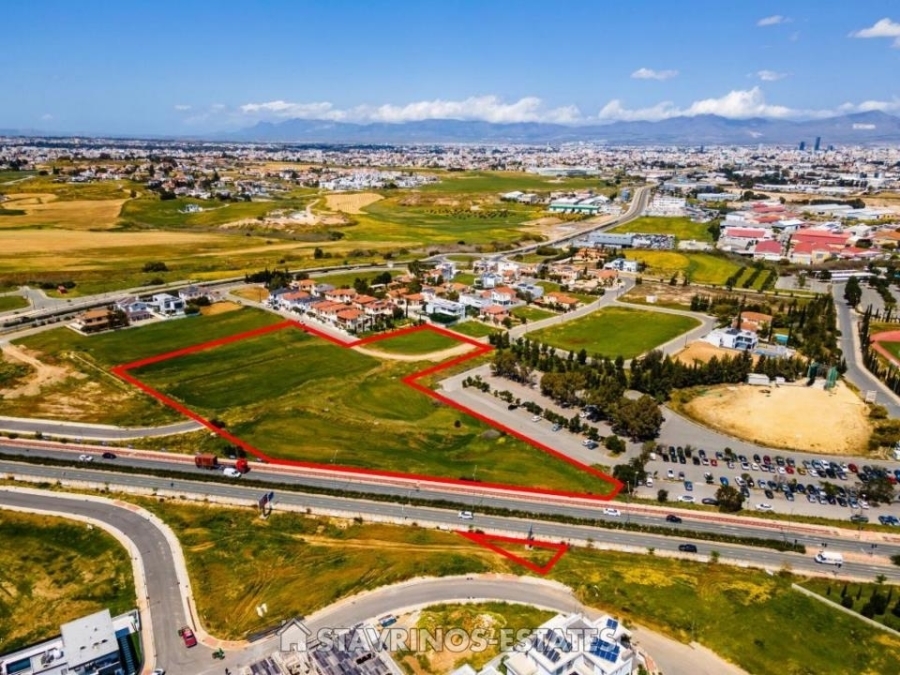 (用于出售) 建设用地 房产 || Nicosia/Strovolos - 18.200 平方米, 2.832.000€ 