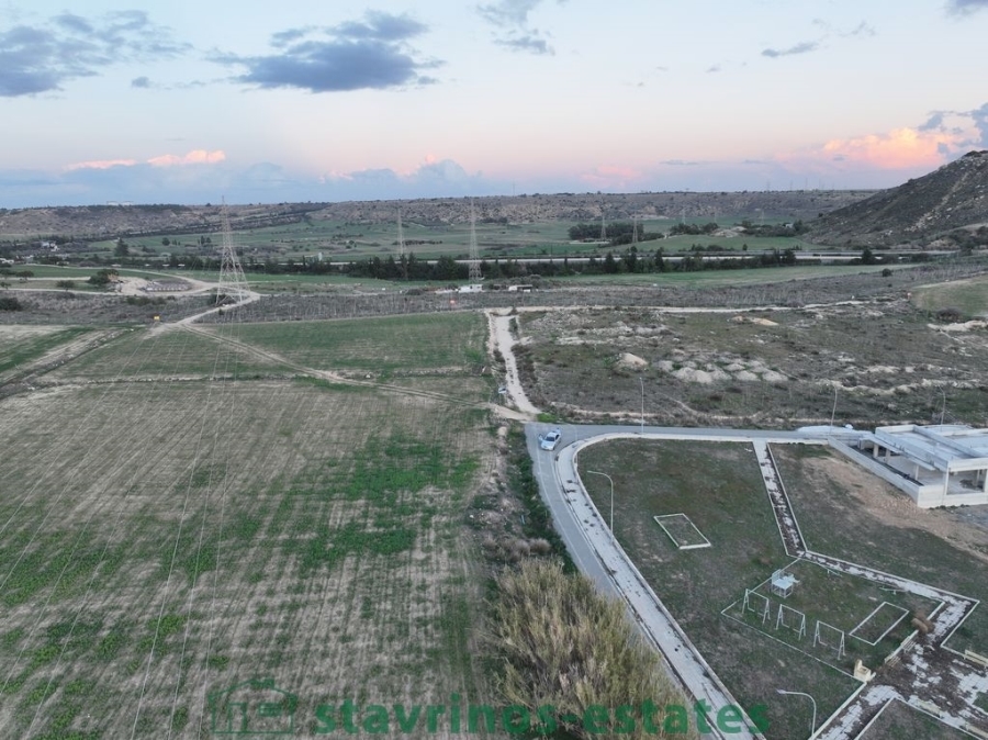 (For Sale) Land Residential || Larnaca/Pyla - 10.640 Sq.m, 257.000€ 
