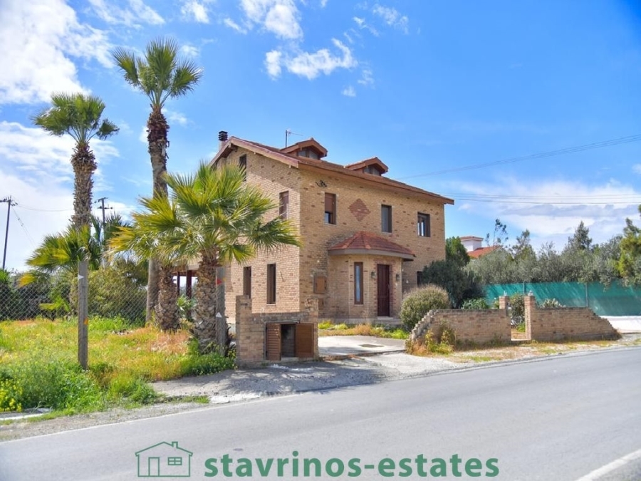 (用于出售) 住宅 独立式住宅 || Larnaca/Aradippou - 303 平方米, 5 卧室, 415.000€ 