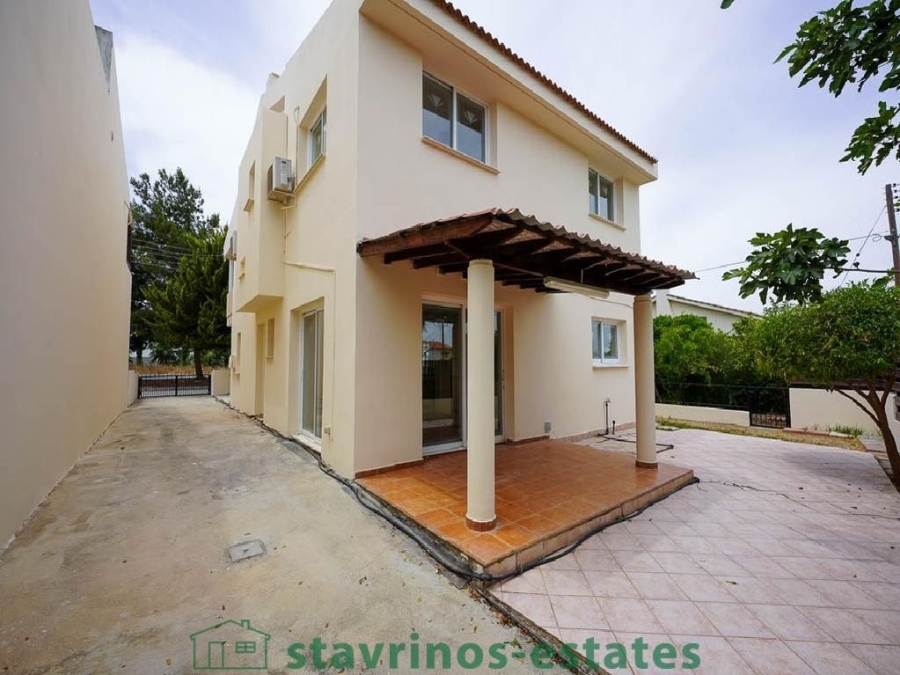 (For Sale) Residential Detached house || Nicosia/Lakatameia - 200 Sq.m, 4 Bedrooms, 250.000€ 