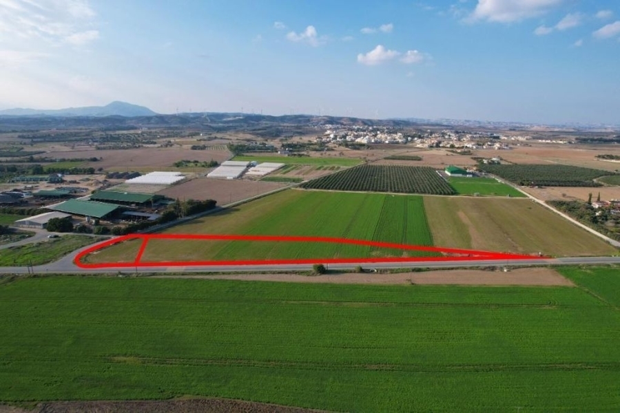 (Προς Πώληση) Αξιοποιήσιμη Γη Αγροτεμάχιο || Λάρνακα/Σοφτάδες - 8.280 τ.μ, 208.000€ 
