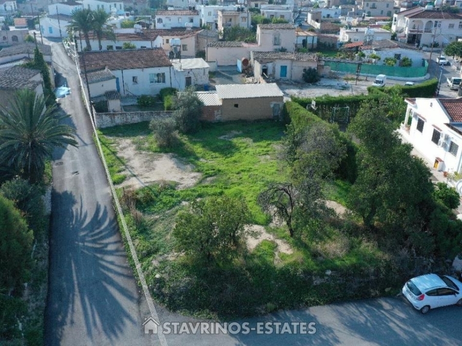 (用于出售) 建设用地 房产 || Larnaca/Athienou - 694 平方米, 56.000€ 
