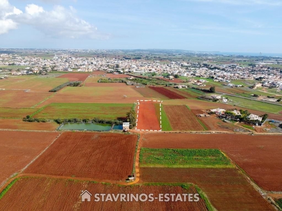 (用于出售) 建设用地 房产 || Ammochostos/Liopetri - 7.261 平方米, 130.000€ 