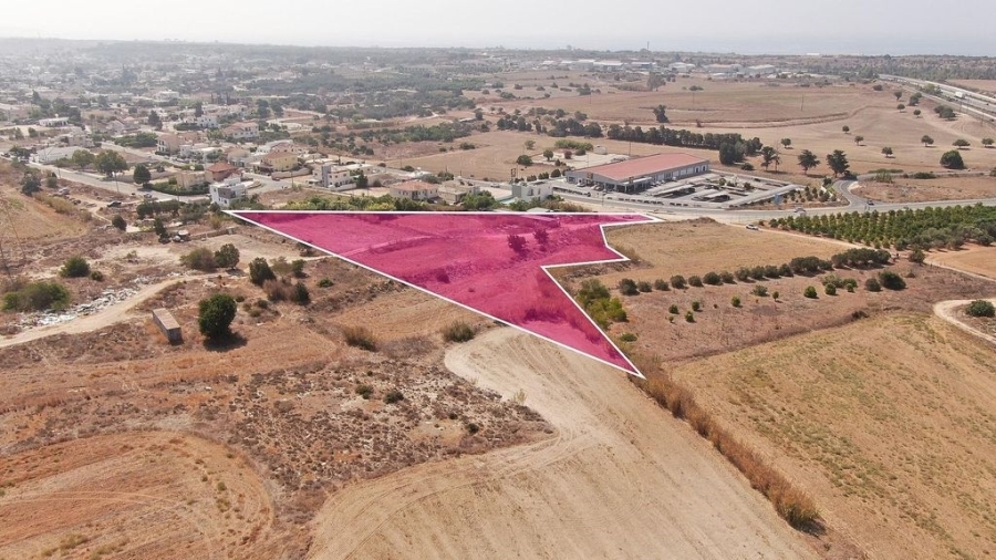 (Προς Πώληση) Αξιοποιήσιμη Γη Κτήμα || Λάρνακα/Ορμίδεια - 9.700 τ.μ, 120.000€ 