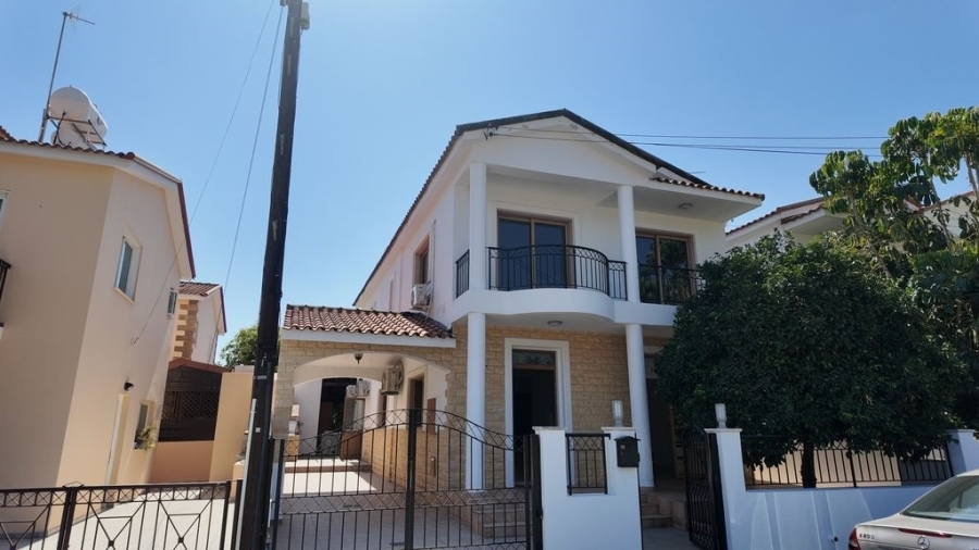 (用于出租) 住宅 独立式住宅 || Nicosia/Lakatameia - 194 平方米, 4 卧室, 2.250€ 