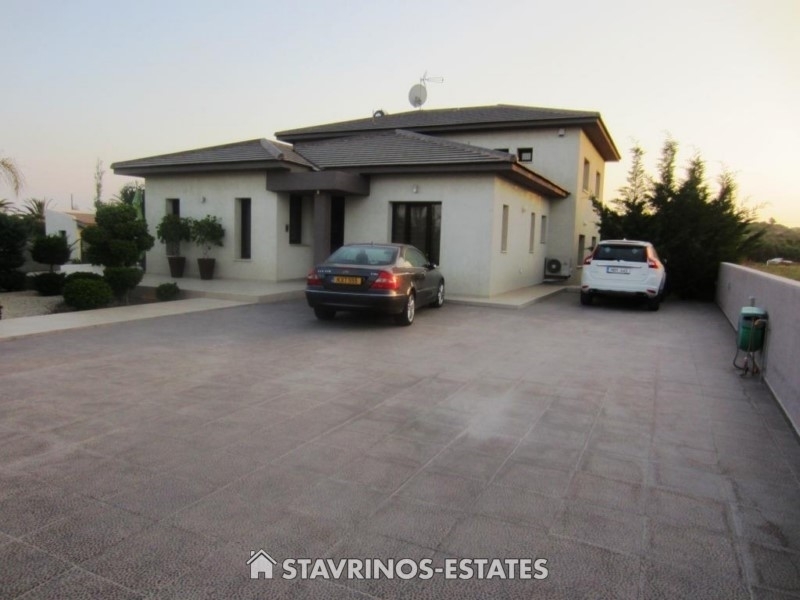 (For Sale) Residential Detached house || Larnaka/Zygi - 260 Sq.m, 5 Bedrooms, 700.000€ 