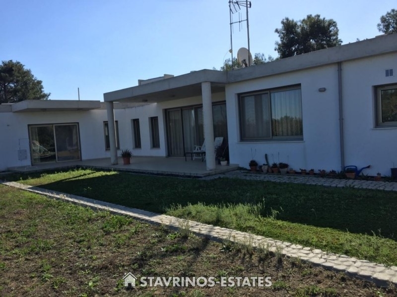 (For Sale) Residential Detached house || Nicosia/Lythrodontas - 280 Sq.m, 3 Bedrooms, 600.000€ 