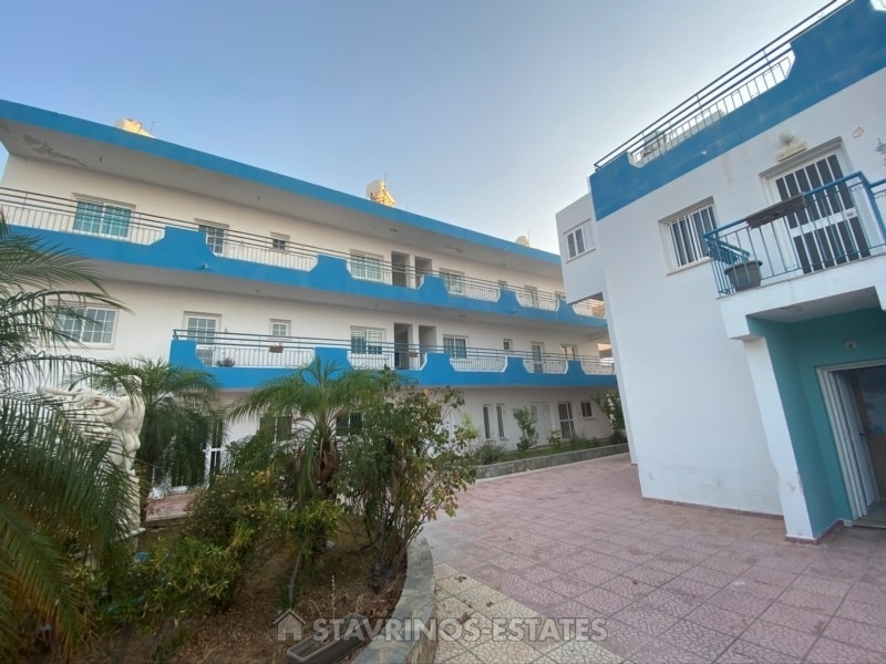 (For Sale) Residential Residence complex || Nicosia/Pyrgos Kato Tillirias - 2.062 Sq.m, 2.200.000€ 
